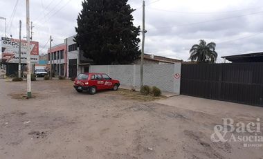 Galpón - Luis Guillon