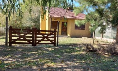 Casa en venta - 3 Dormitorios 1 Baño - 250Mts2 - Costa Chica, Las Toninas