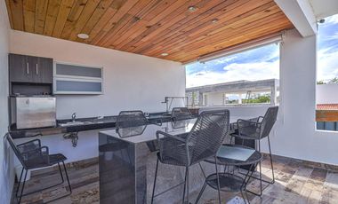 CASA EN TEQUESQUITENGO, MORELOS