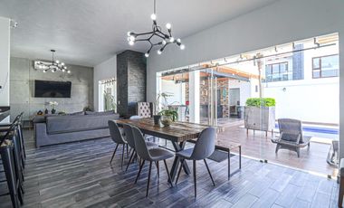 CASA EN TEQUESQUITENGO, MORELOS