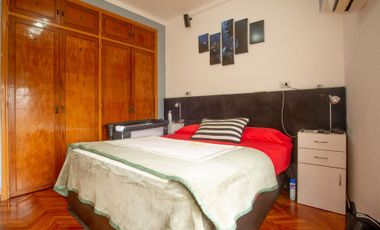 Venta PH 4 ambientes, con terraza, en La Boca.
