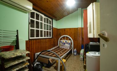 Venta PH 4 ambientes, con terraza, en La Boca.