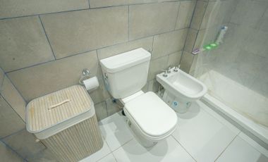 Venta PH 4 ambientes, con terraza, en La Boca.