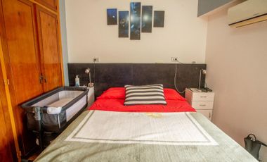 Venta PH 4 ambientes, con terraza, en La Boca.