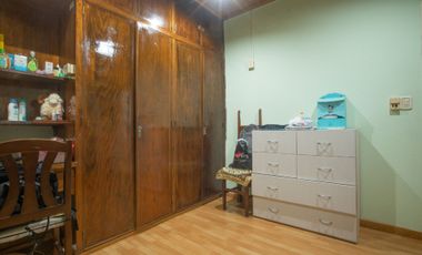 Venta PH 4 ambientes, con terraza, en La Boca.