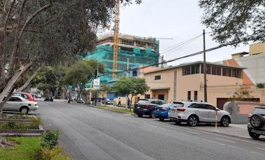 Terrenos Comerciales Venta AV. Dos de Mayo - SAN ISIDRO