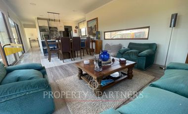 Hermosa casa en Mantagua estilo Mediterráneo