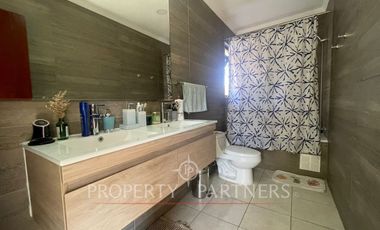 Hermosa casa en Mantagua estilo Mediterráneo