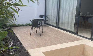 Casa Amplia con 3 recámaras, piscina, amenidades.