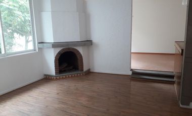 Casa en venta sobre Paseo Jurica !