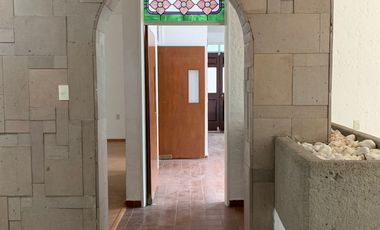 Casa en venta sobre Paseo Jurica !