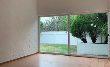 Casa en venta sobre Paseo Jurica !