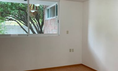 Casa en venta sobre Paseo Jurica !