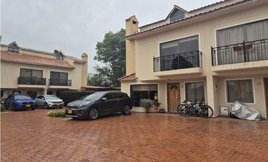 VENDO CASA EN CHIA CONJUNTO OPORTO