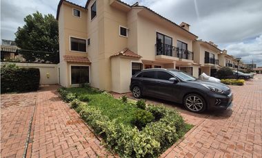 VENDO CASA EN CHIA CONJUNTO OPORTO