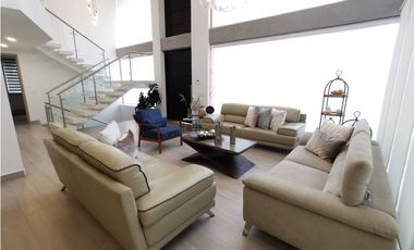 Casa en venta en Sabaneta, sector El Trapiche