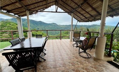 CASA CAMPESTRE EN ALTOS DEL MARIA 2408M2 cv