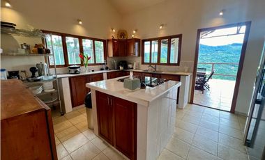 CASA CAMPESTRE EN ALTOS DEL MARIA 2408M2 cv