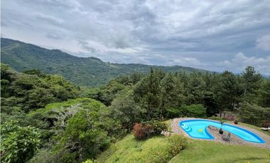 CASA CAMPESTRE EN ALTOS DEL MARIA 2408M2 cv