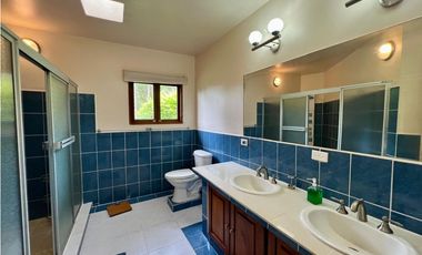 CASA CAMPESTRE EN ALTOS DEL MARIA 2408M2 cv