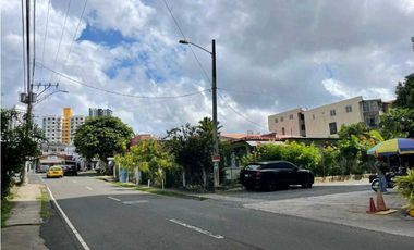 ALQUILER  DE CASA COMERCIAL SAN FRANCISCO 800 MTS