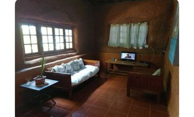 ALQUILER DE CASA DE KINCHA O BARRO AMOBLADA EN MONAGRILLO HERRERA