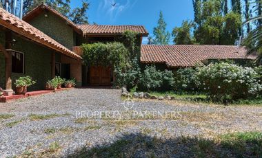 Preciosa casa estilo chileno en el Principal de Pirque