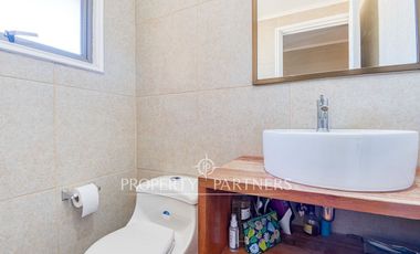 Parcela rebajada con casa en condominio consolidado