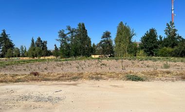 Amplias Parcelas con céntrica ubicación en Pirque