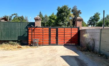 Amplias Parcelas con céntrica ubicación en Pirque