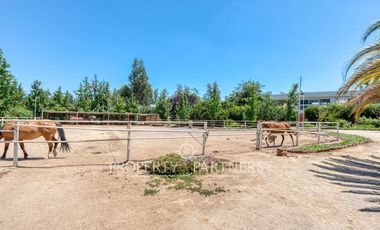 Hermosa Parcela en Pirque