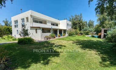 Hermosa Parcela en Pirque