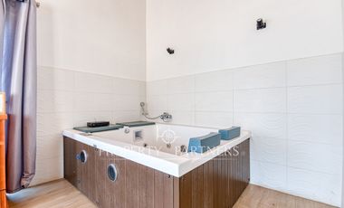 Amplia Casa en Sector San Juan de Pirque