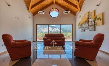 Amplia Casa en Sector San Juan de Pirque