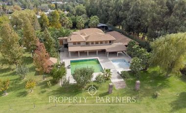 Increible parcela en exclusivo sector de Pirque