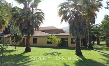 Increible parcela en exclusivo sector de Pirque