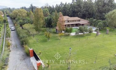 Increible parcela en exclusivo sector de Pirque