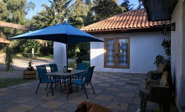 Amplia y hermosa parcela con 2 casas en sector El principal