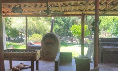 Amplia y hermosa parcela con 2 casas en sector El principal