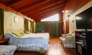 Parcela en pasaje cerrado, sector de Ramon Subercaseaux.