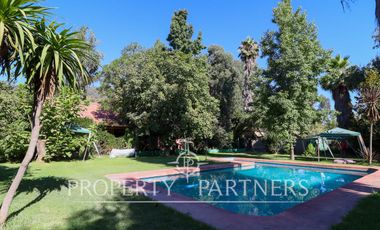 Amplia parcela ideal para inversión en sector Majadas de Pirque