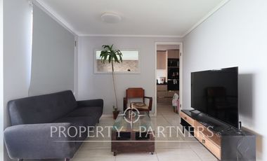 Linda casa en seguro condominio