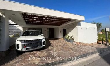 Espectacular casa modelo Chilena 1 piso condominio de la Hacienda