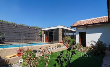 Espectacular casa modelo Chilena 1 piso condominio de la Hacienda