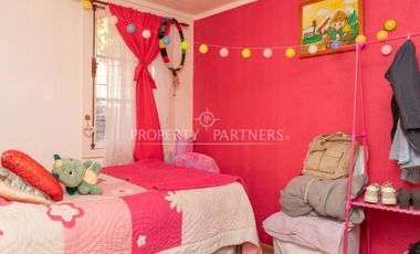 Hermosa casa en amplio terreno en Las Vertientes