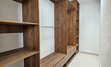 ‼️CASA DE 3 RECÁMARAS FRENTE A JARDÍN A UNOS PASOS DE AVENIDA‼️