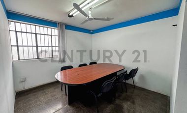 LOCAL INDUSTRIAL  VENTA ZONIFICACIÓN ZRE - OVALO CENTENARIO AV ARGENTINA CALLAO