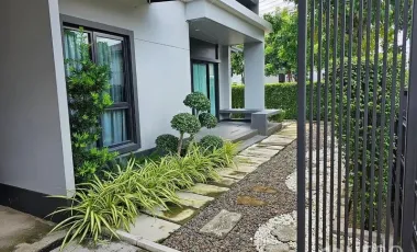 For rent or sale 4 Bedroom Detached House in Setthasiri Wongwaen-Lamlukka in Bueng Kham Phroi, Lam Luk Ka, Pathum Thani