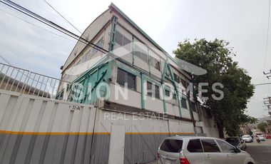 Edificio de oficinas en RENTA