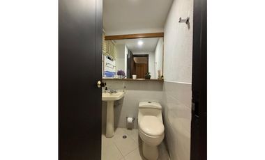 VENTA  AMPLIO APARTAMENTO DUPLEX UNIDAD CERRADA SAN LUCAS EL POBLADO
